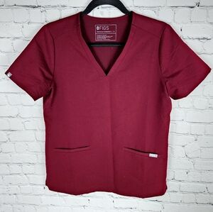 FIGS | Technical Collection short sleeve v-neck pullover scub top